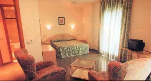 Don Pelayo Hotel